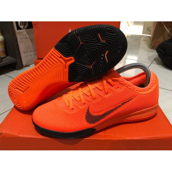 Futsal Nike MercurialX Vapor XII Pro FG - Total Orange