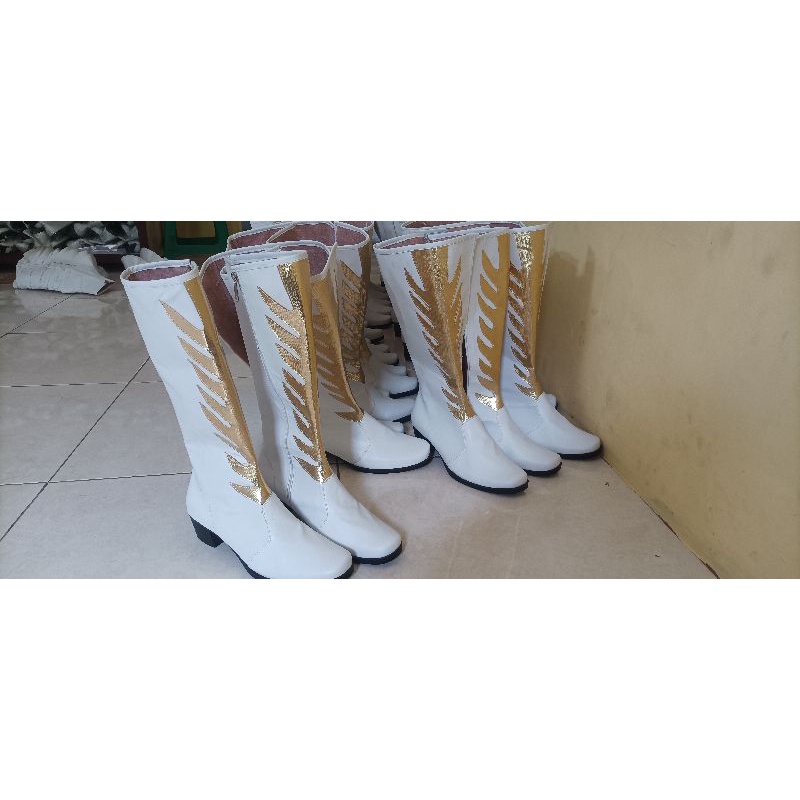 Sepatu Mayoret Perempuan Lidah Api - Custom Sepatu Mayoret Drumband