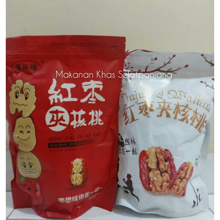 Snack Hong Zao Jia He Tao Ren/Kurma Merah Dengan Kacang Walnut