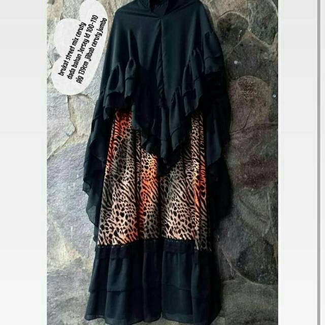 Cleo Syari Gamis Brukat motif Macan Leopard hitam XL
