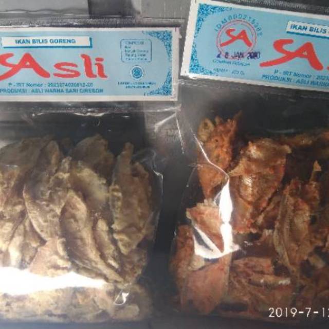 

Keripik ikan bilis goreng 2 varian rasa pedas dan original khas Cirebon 250 gram