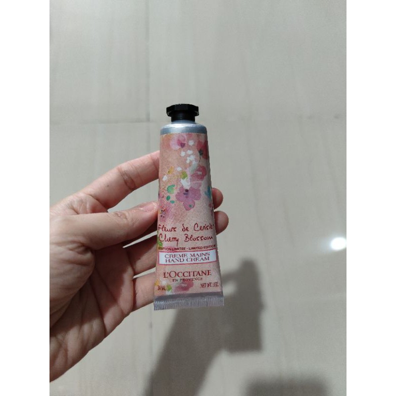 L'Occitane hand cream (pilih varian)