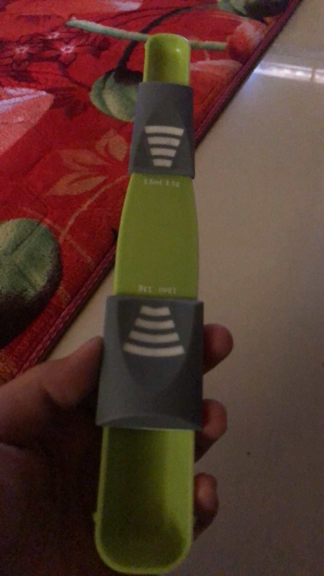 Sendok Takar Unik Serbaguna Bisa Digeser Geser