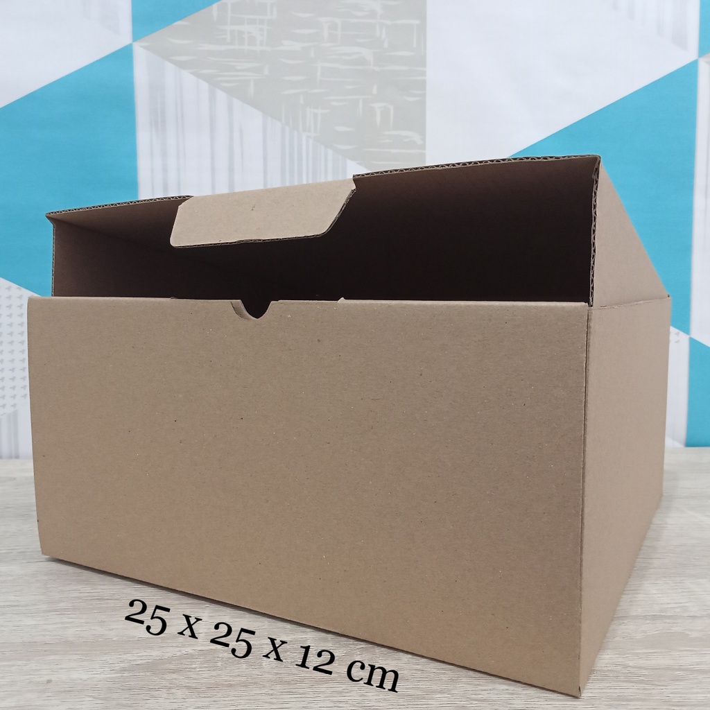 

Kardus 25 x 25 x 12 cm....Die Cut kotak aksesoris dll