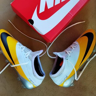 Sepatu Bola Nike Mercurial Terbaru 2021 Bonus Kaos kaki