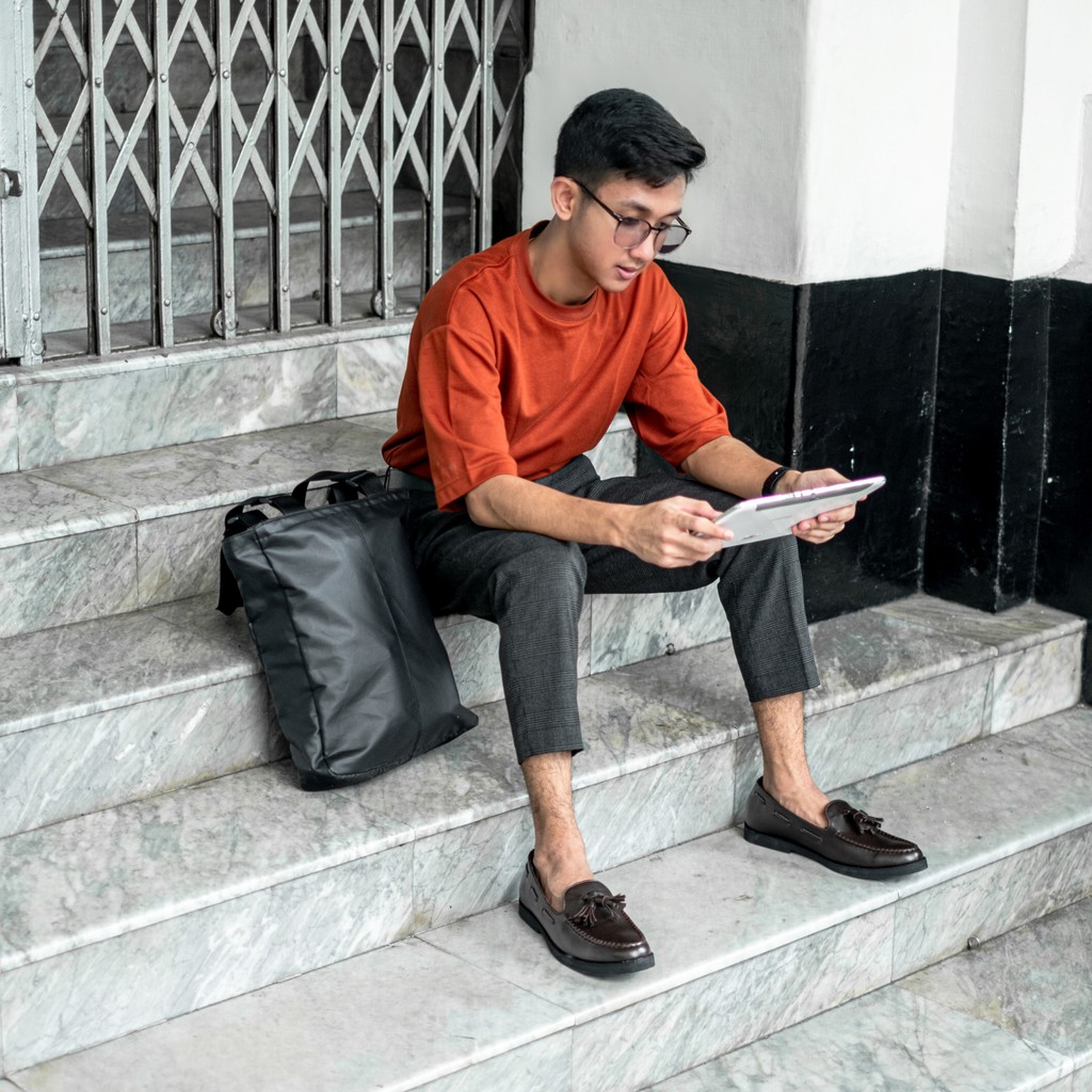 Porto Brown | Sepatu Tanpa Tali Coklat Loafers Pria Casual Kerja Formal Kantor Laki | FORIND x Giant Flames