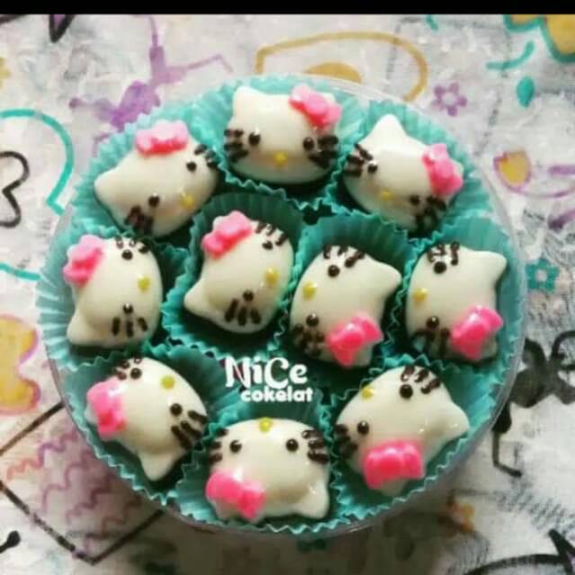 

Coklat karakter hello kitty