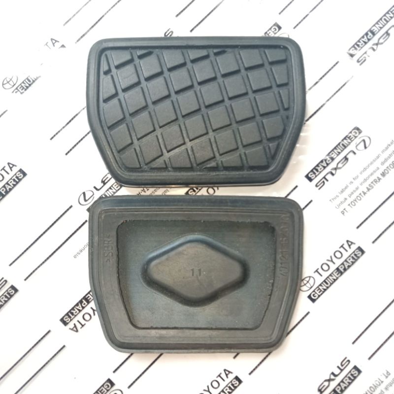 KARET PEDAL REM MOBIL MATIC AVANZA  AYLA SIGRA (ORIGINAL)