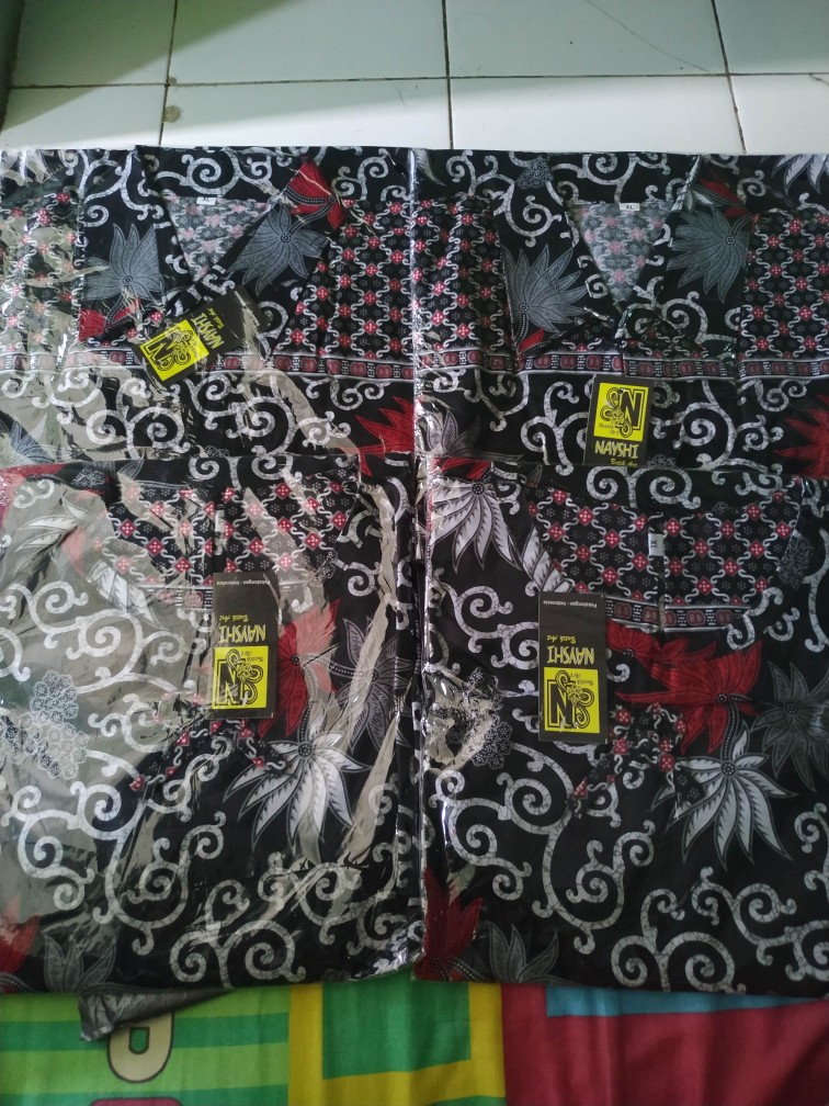 Rama Shinta Couple - Sarimbit Batik Couple Atasan Blouse Lonceng Manda Seno Mega Mendung Biru Kipas