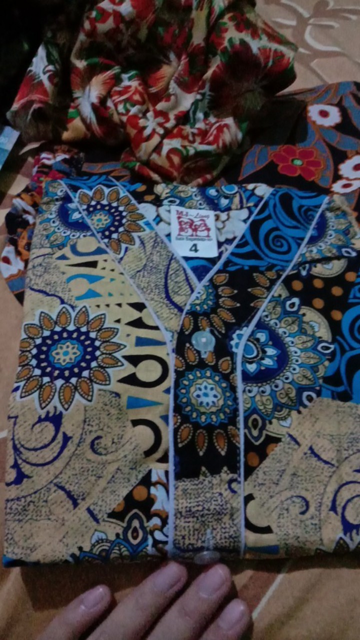 Batik Bagansiapiapi Anak Usia 4 Tahun