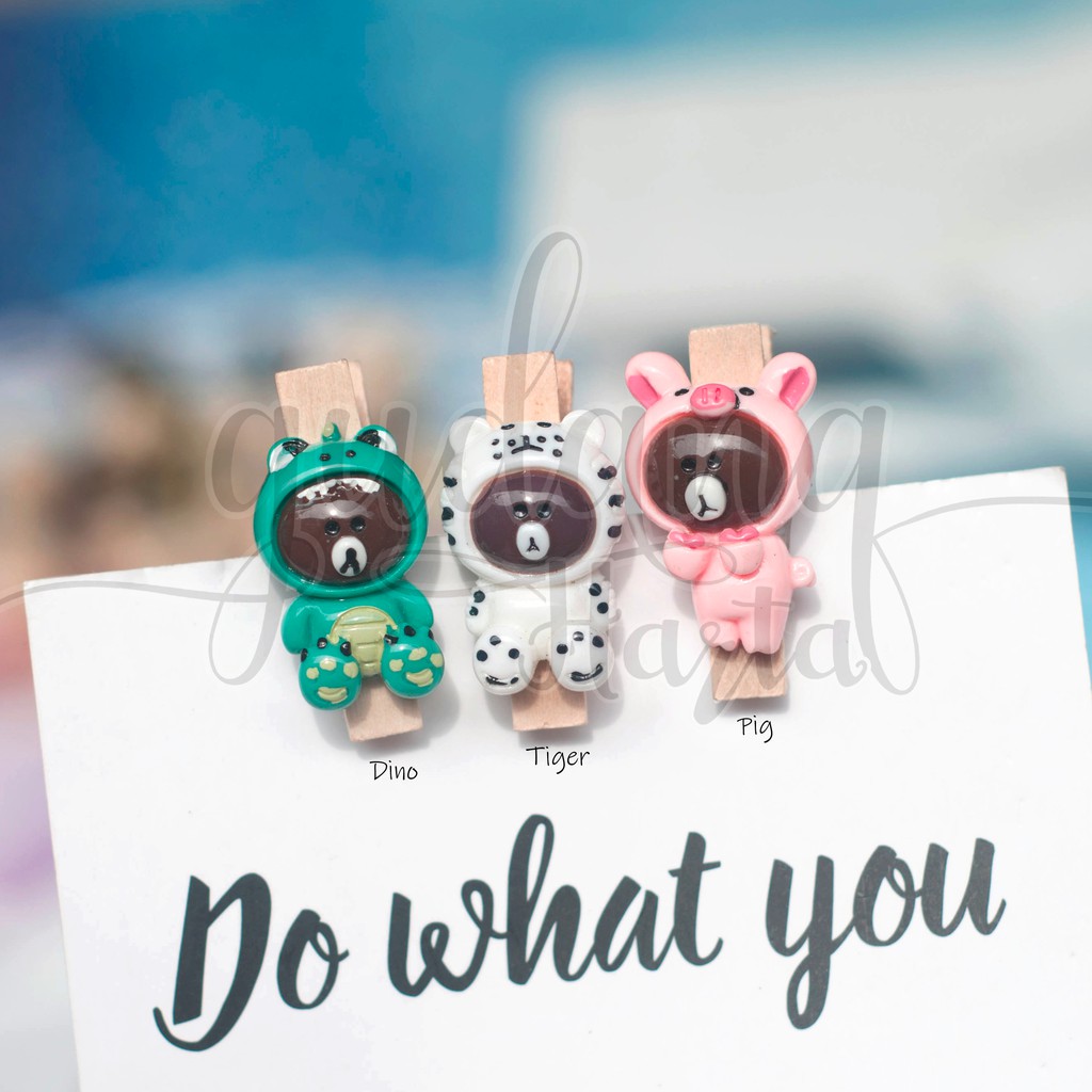 Wooden Clip Brown Bear Dinosaurus Pig Penjepit Foto Lucu Unik GH 310008