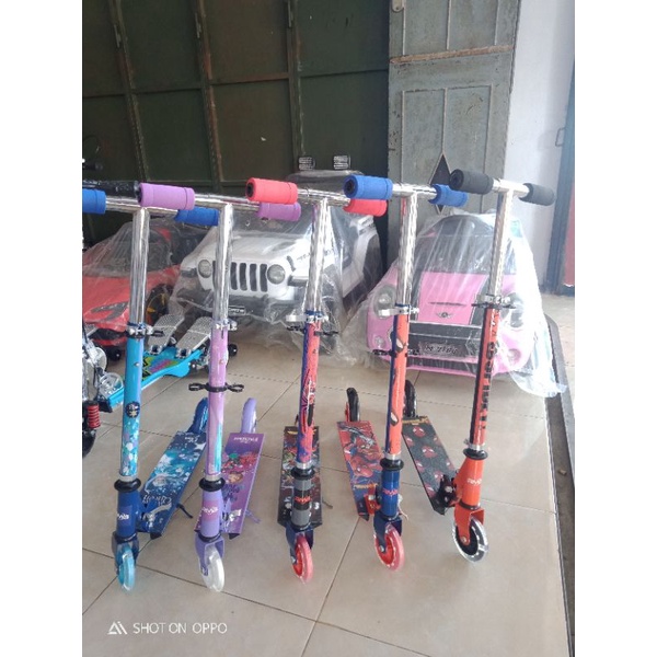 sekuter anak/otopet anak
