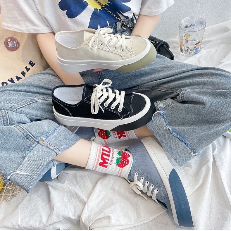 TOPGROSIR &quot;FREE BOX&quot;  LV0151 Sepatu Sneakers Wanita Bahan Kanvas Import Motif Tali Putih