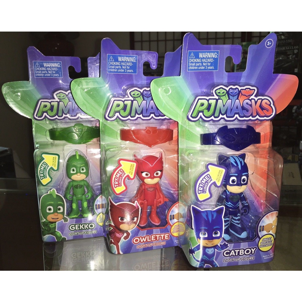 Figure Pj Masks Pjmasks Light Up Figure With Amulet Bracelet Ada Lampu