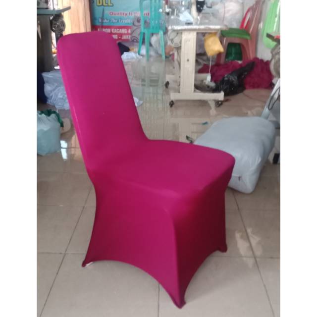 Sarung kursi futura ketat