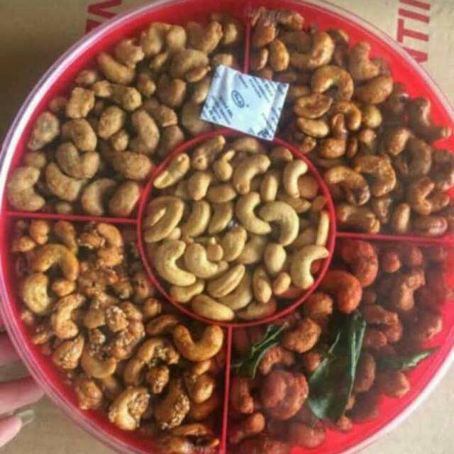 

Kacang mede 5 rasa