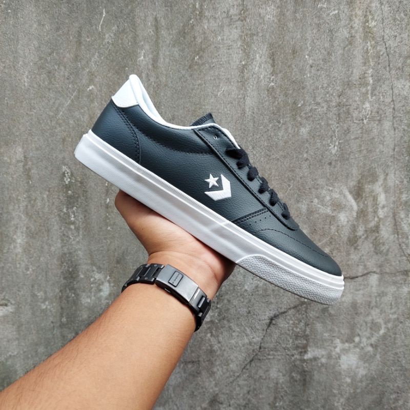CONVERSE BOULEVARD LEATHER BLACK WHITE SKU 170940C Original 100% BNIB [EUR 42 ONLY]