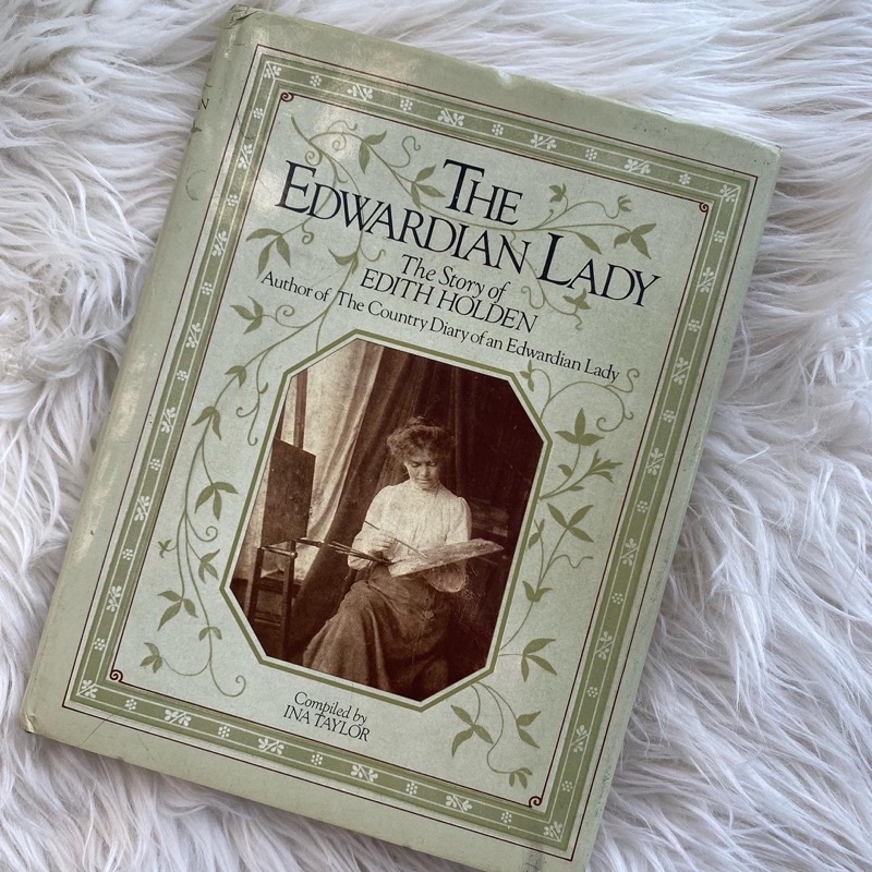 The Edwardian Lady Book - vintage