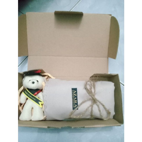 

hampers wisuda