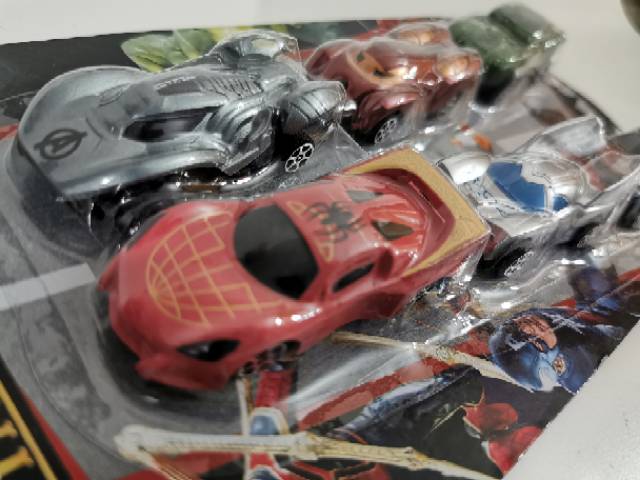 Mobil kendaraan racing car superhero avengers ironman hulk pullback tarik