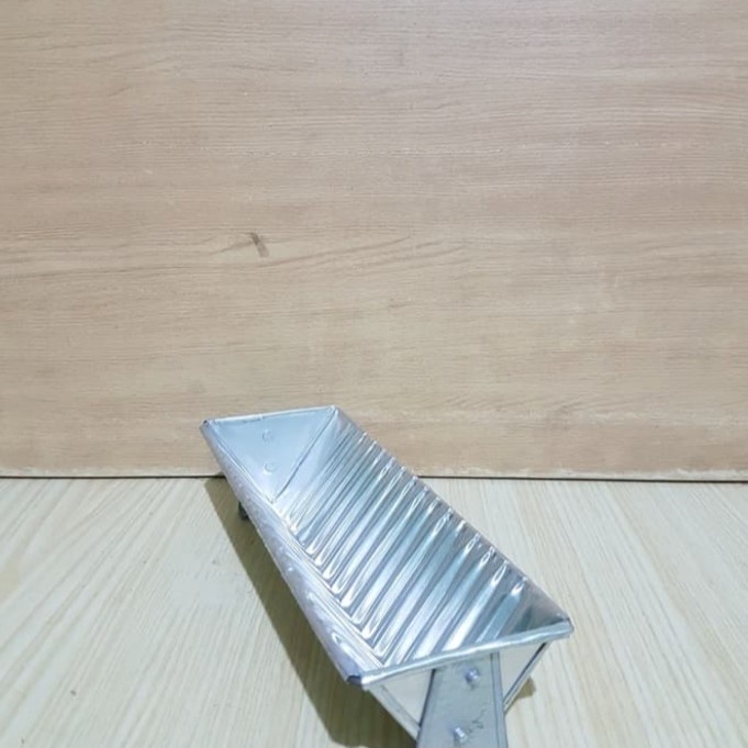 

Cetakan pudding gerigi - pudding gelombang