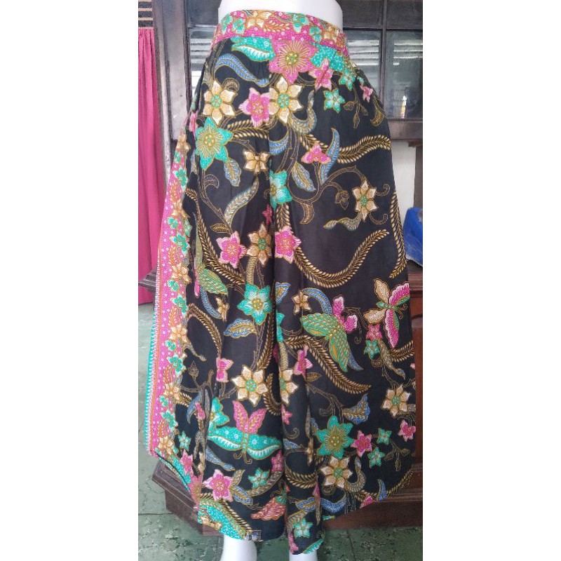 celana kulot motif batik
