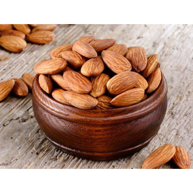 

Raw Almond Whole 500gr (Almond Mentah) Ukuran Besar 27-30 Tanpa Cangkang