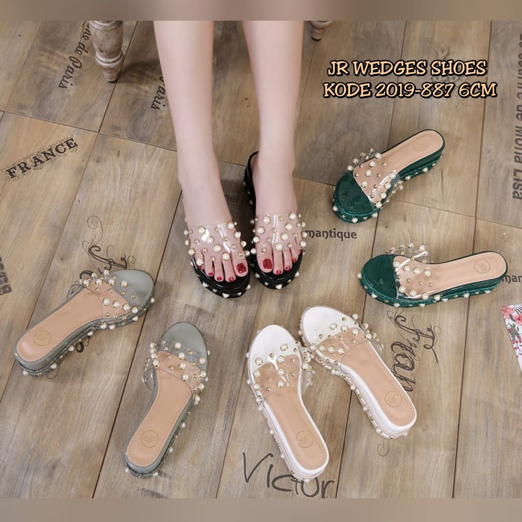 Model Sepatu Sandal Wanita Terbaru 2022 Koleksi Rina Model Sepatu Sandal Wanita Terbaru 2022 Koleksi Rina