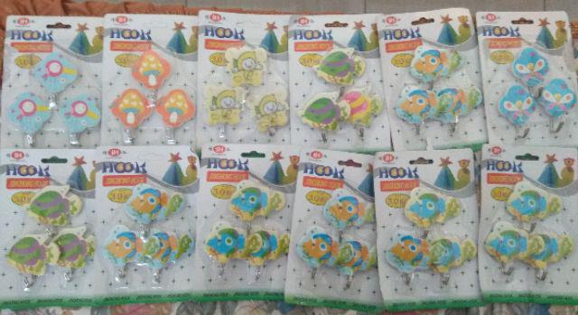 Isi 3 Pcs Gantungan Besar Random Hook Barang Baju Tempel Dinding No Garansi