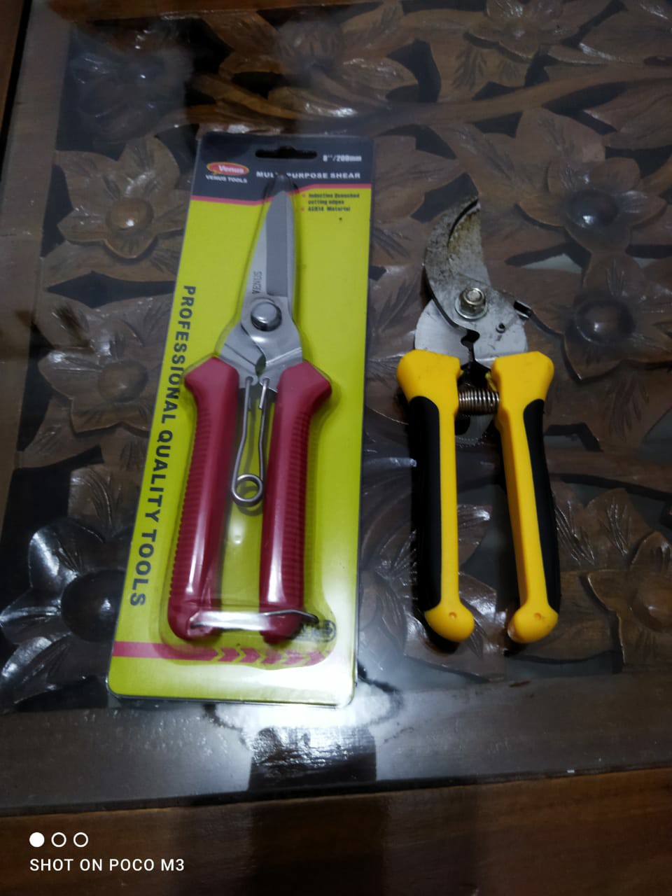 Gunting Serbaguna Venus