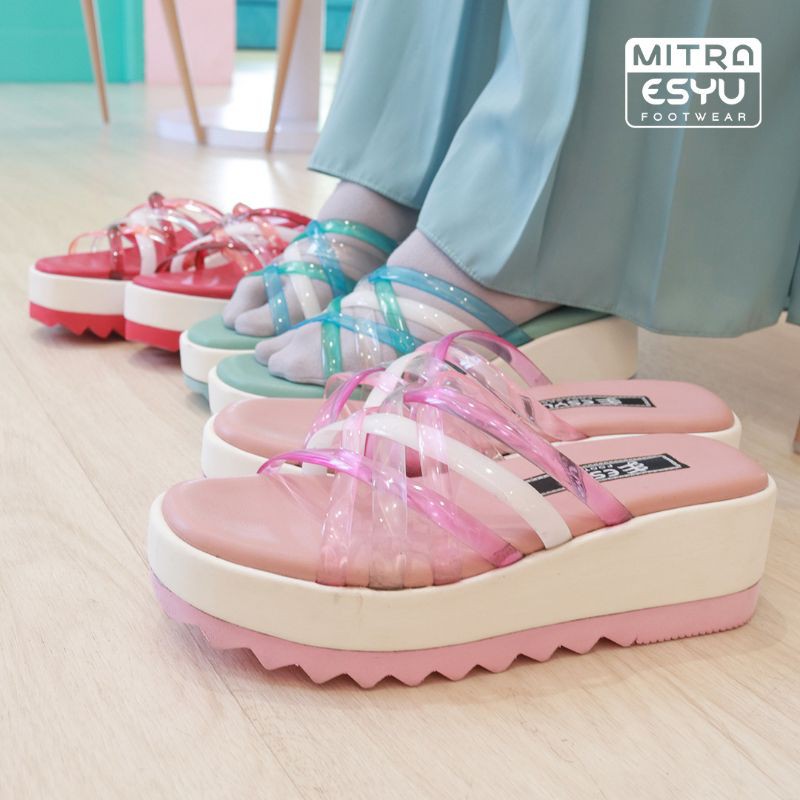 Esyu Kana Series Sandal