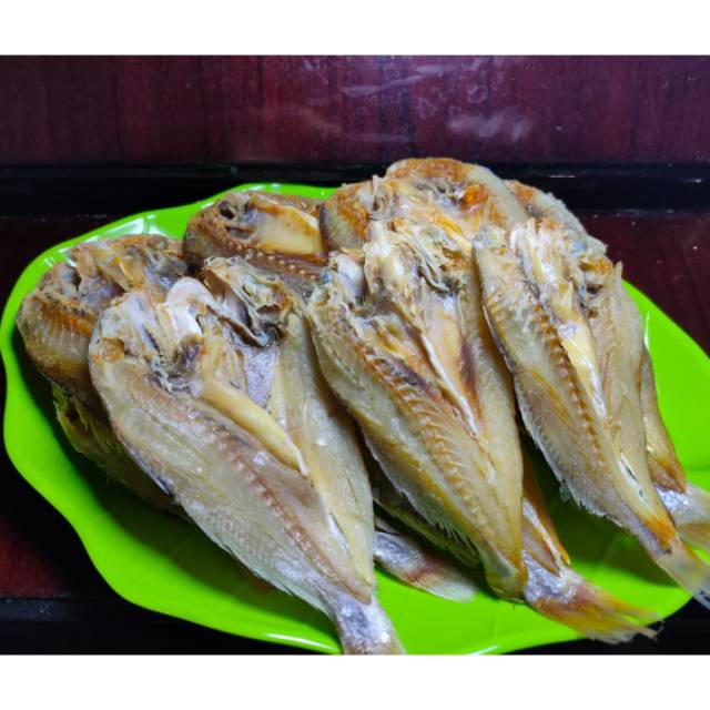 

Ikan Asin Samge / Kepala Batu Belah