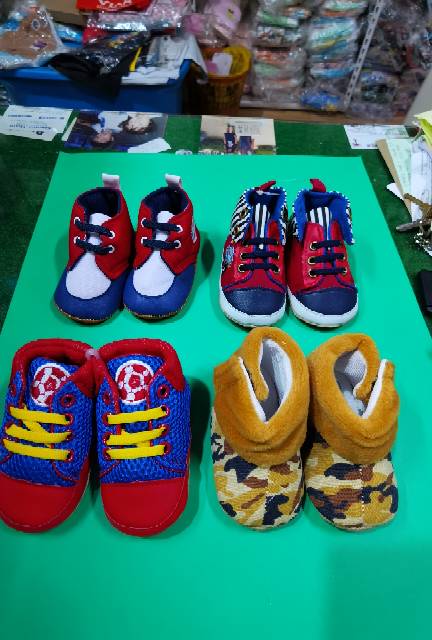 Sepatu bayi bb lucky