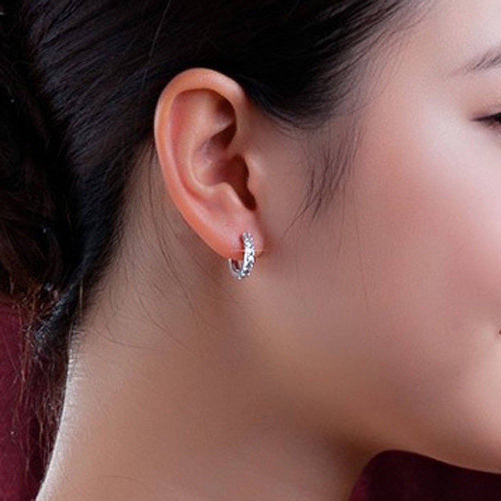 Anting Tusuk Sterling Silver 925 dengan Berlian Imitasi untuk Wanita