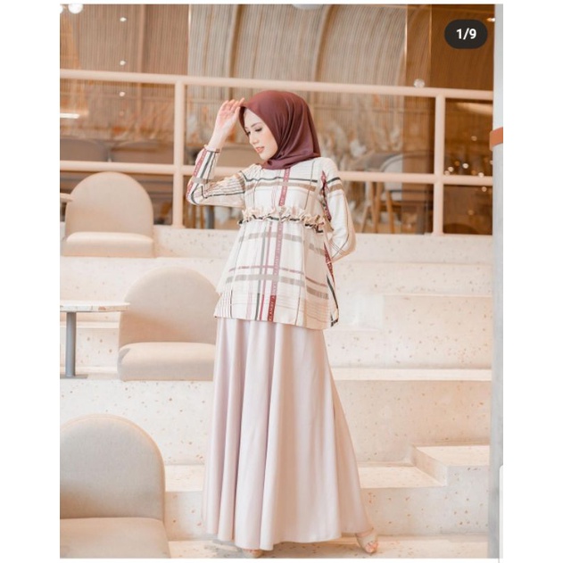 Ananta blouse wearing klamby