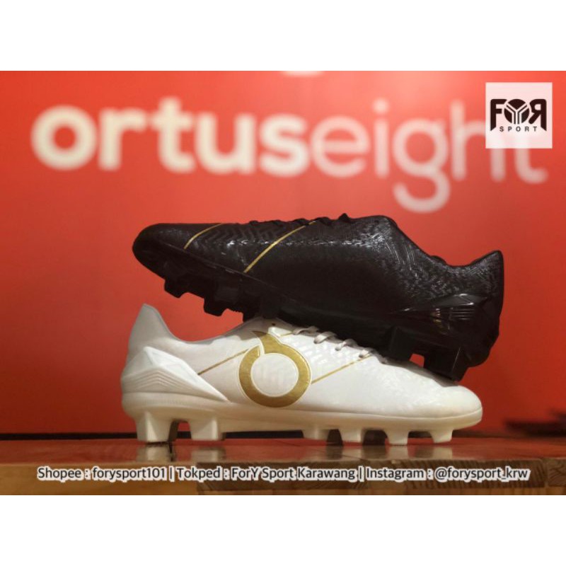 ORTUSEIGHT SEPATU SEPAK BOLA SABRE FG | OFFWHITE, BLACK