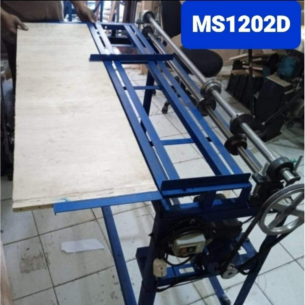 

Mesin Sliter Potong Kardus Karton Lembaran MS1202D