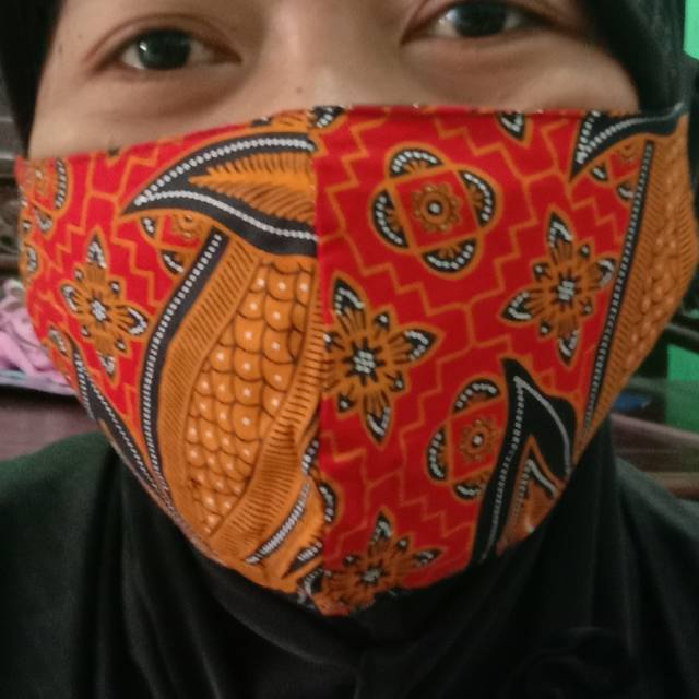 Masker kain batik 3lapis