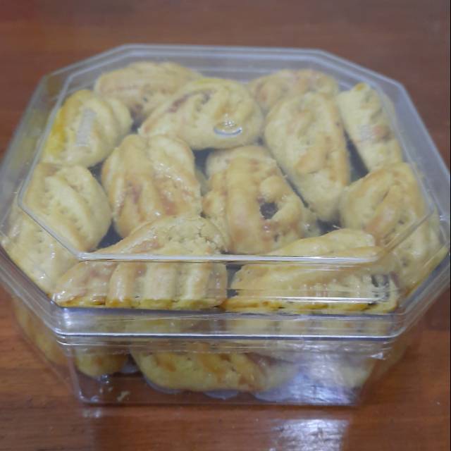 Sandy Cookies  Nastar Daun 250gr