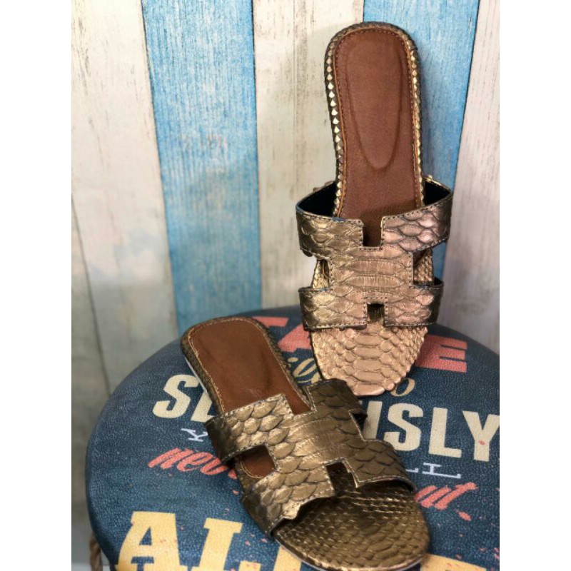 Sandal H