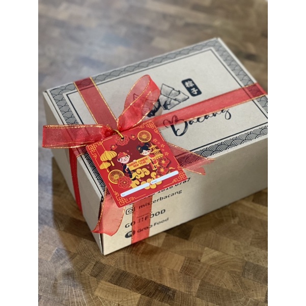 

paket hampers imlek ayam garam braised duck bakcang ketan special