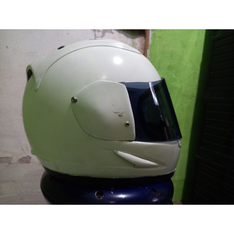 Helm  cargloss Yamaha. Bahan ala-ala arai Murah.