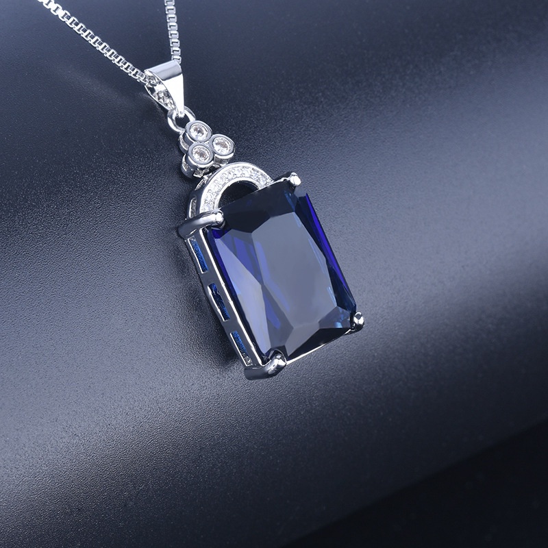 [Ready Stock]Fashion New Rectangular Sapphire Pendant Necklace