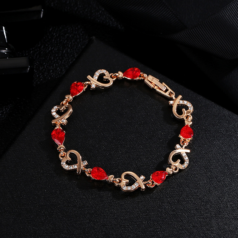 Korean Style Love Bracelet Hollow Temperament Flower Rhinestone Ladies Bracelet Heart Chain Bracelet Valentine's Day Gift