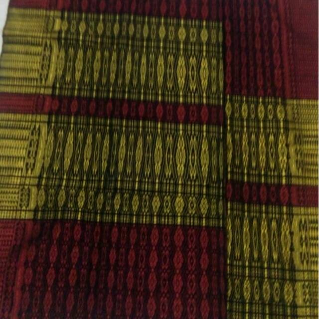 Songket tenun tarutung piala kosong