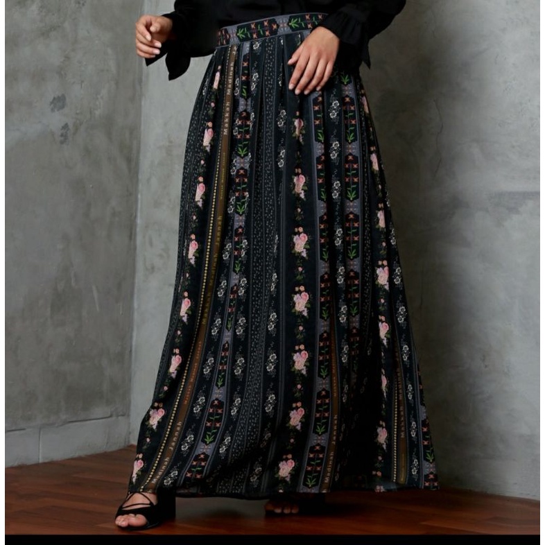 VIVI ZUBEDI NEW MMJ SKIRT