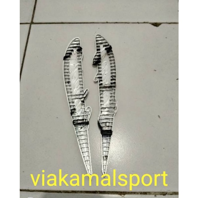 Emblem Scoopy lama karbu