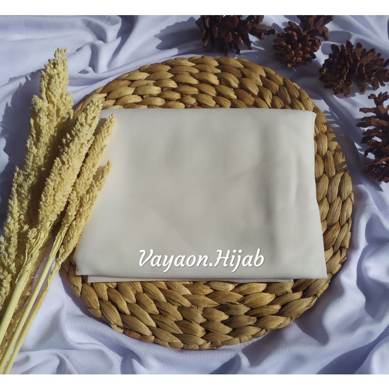 (GRAB INSTAN) HIJAB PASHMINA CERUTY 200x75 JILBAB PASHMINA CERUTY BABYDOLL PREMIUM TEPI JAHIT-Broken white