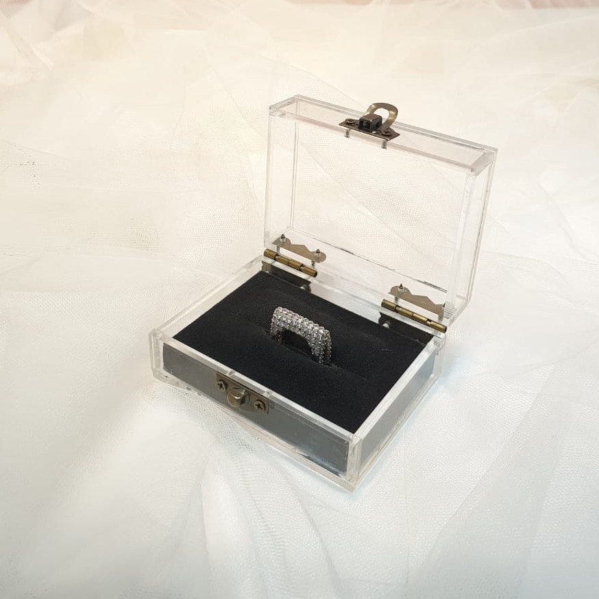 Kotak Cincin / Ring Box Full Akrilik | Shopee Indonesia