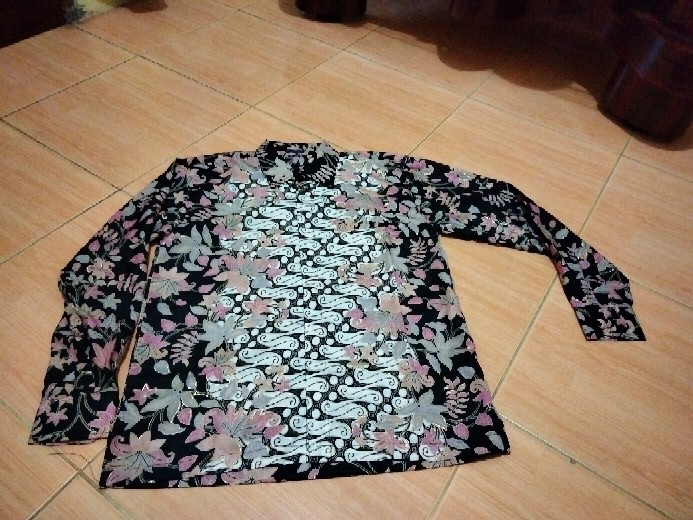 Couple Batik Rok Plisket Dan Kemeja Tangan Pendek